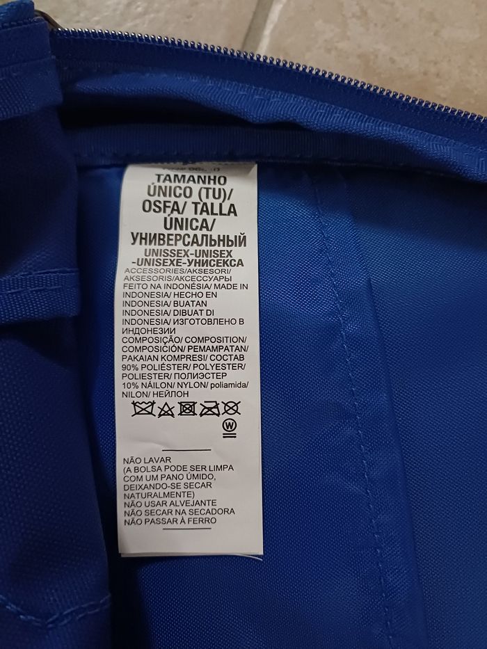 Sac à dos under armour neuf bleu et blanc - photo numéro 8