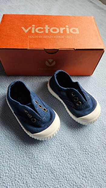 Victoria chaussure neuve
