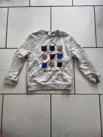 Pull gris