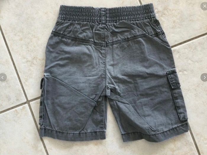 Short bébé garçon (sucre d’orge) 2 ans - photo numéro 2