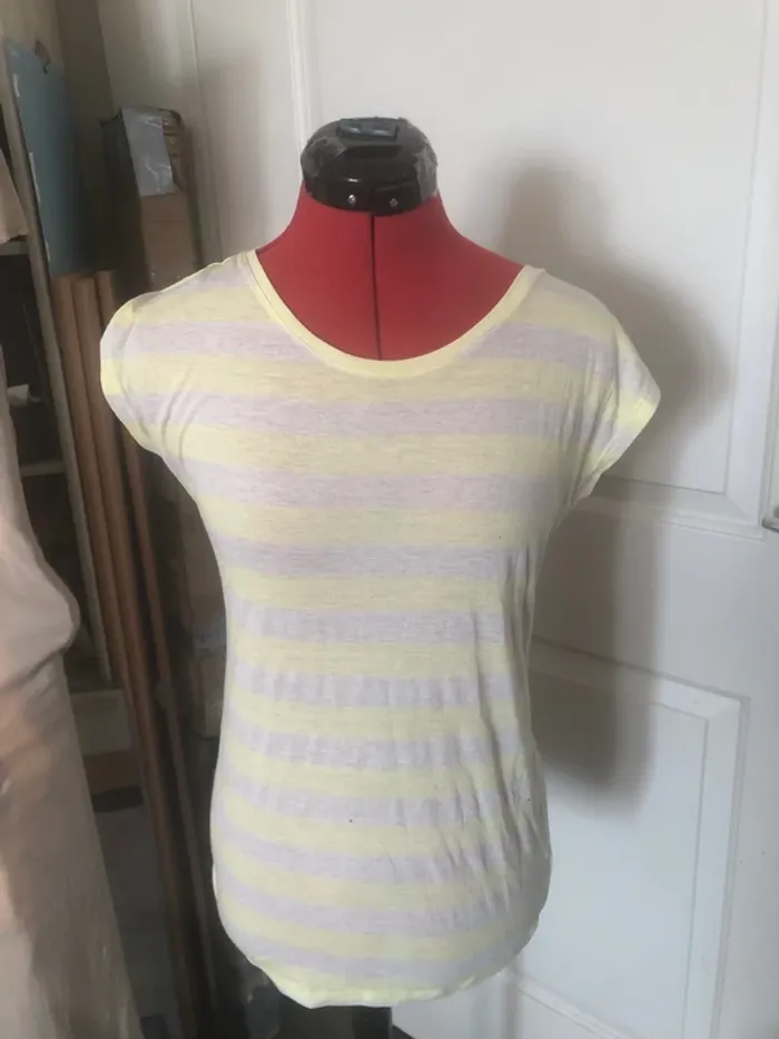 T shirt T36 femme 👚 - photo numéro 2