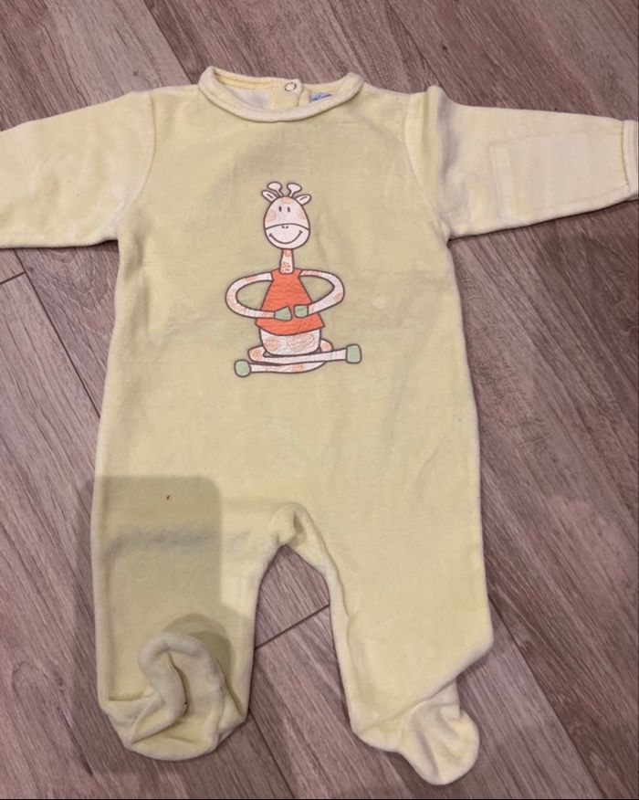 Lot pyjamas 3 mois - photo numéro 10