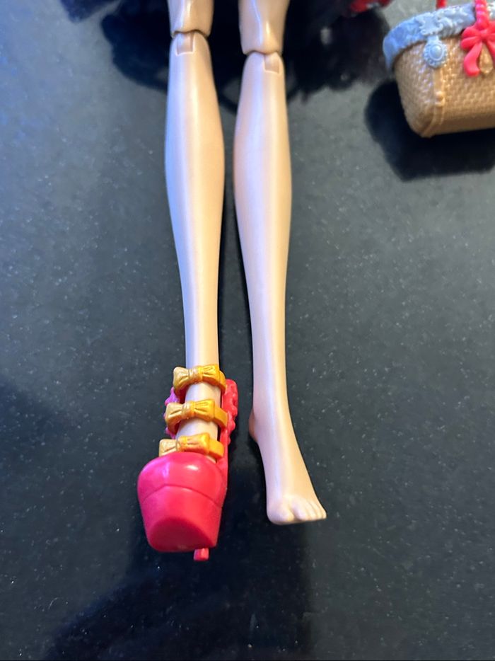 Poupée Ever After High, Cerise Hood - photo numéro 5