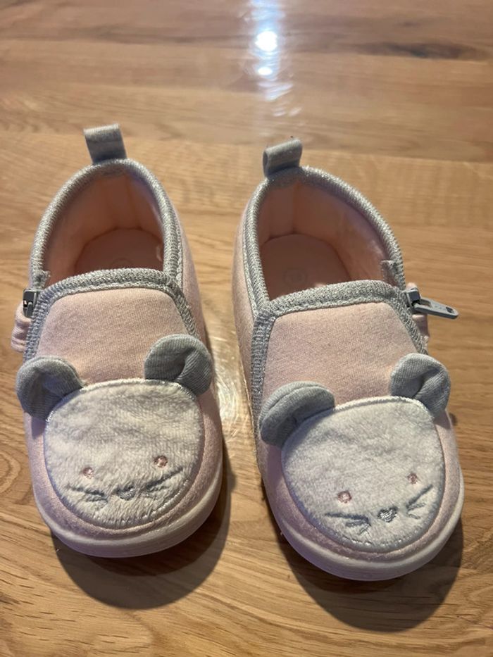 Chaussons rose pale bébé fille Okaïdi 19