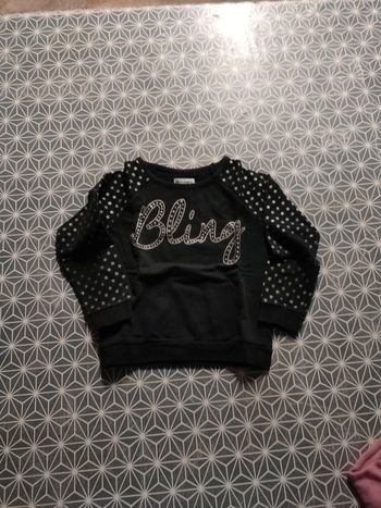 Pull noir fille