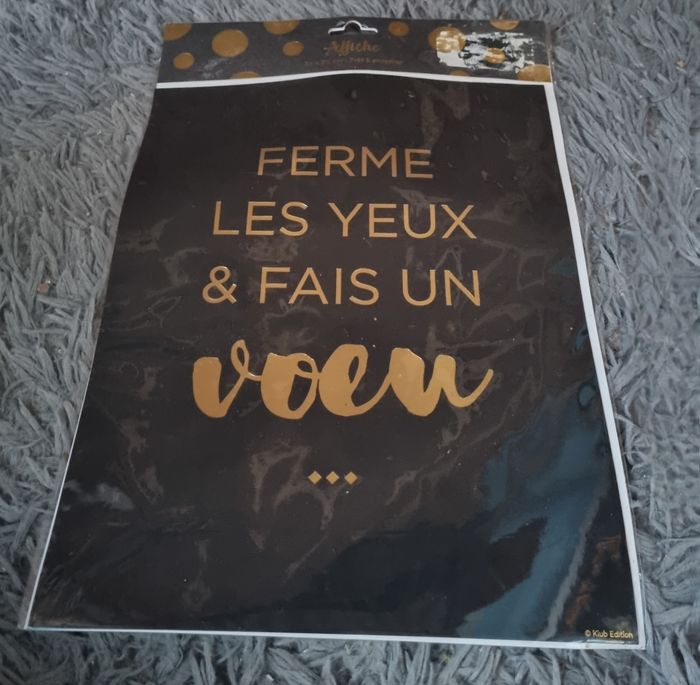 Affiche décoratif avec écriture doré