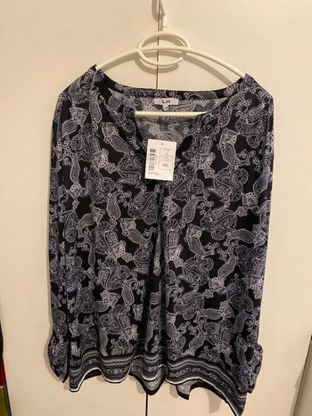 Blouse taille XXL neuve