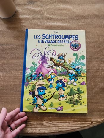 Bande dessinée : Les Schtroumpfs & le village des filles