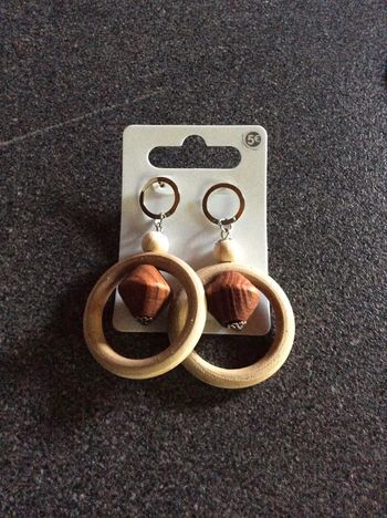 Boucles d'oreilles anneaux bois