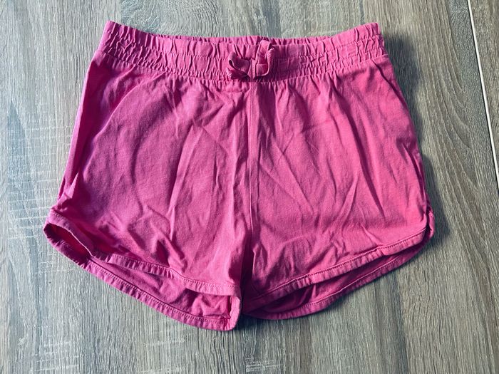 Short 10 ans