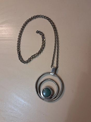 Collier long et pendentif up cyclé