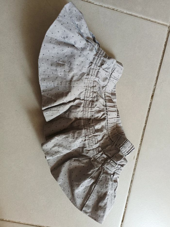 Jupe taille 12 mois