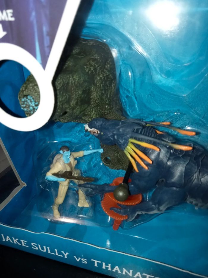 Avatar Jake Sully vs Thanator figurines McFarlane toys New sealed in box - photo numéro 5