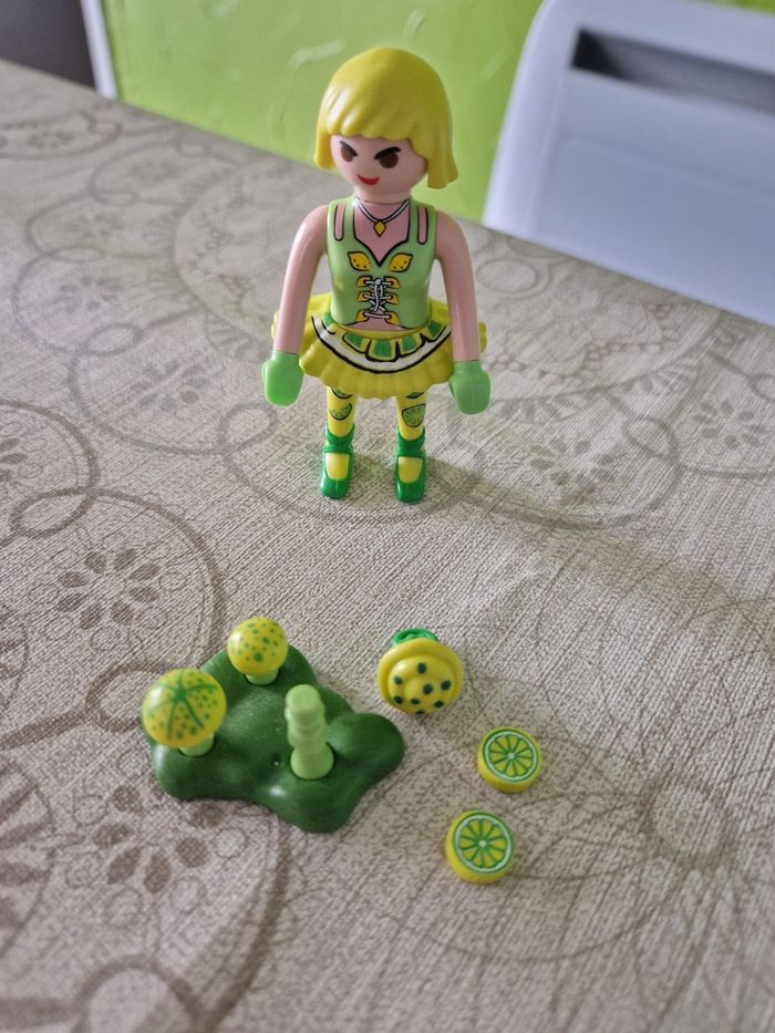 Figurine playmobil