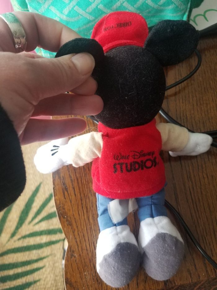 Peluche Disney studios - photo numéro 2