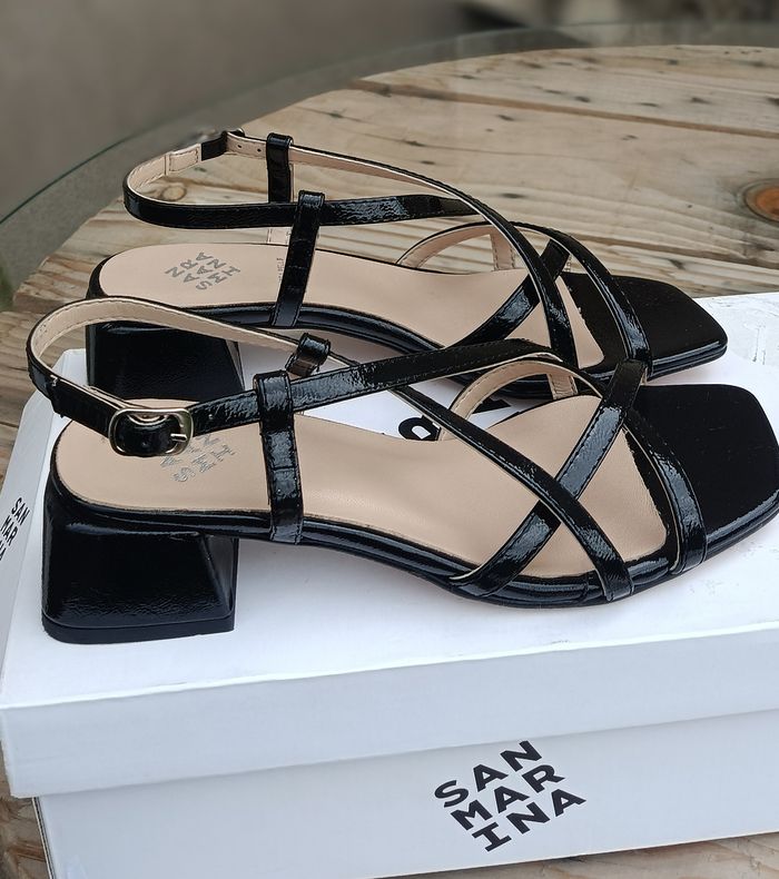Chaussures San Marina Femme, sandales Ceveras, cuir, taille 37. Neuves - photo numéro 2