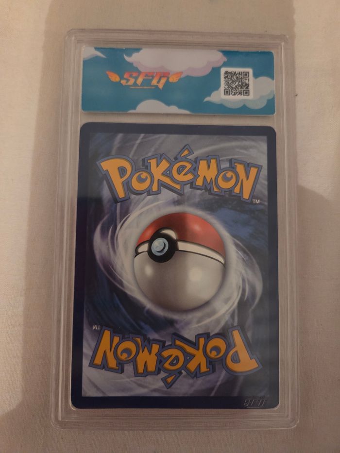 Carte Gradée Pikachu Invasion Carmin - photo numéro 2