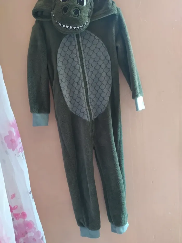 Combinaison pyjama dinosaure - photo numéro 3