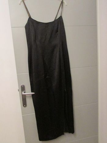 robe taille 42 habillée fendue sur le devant