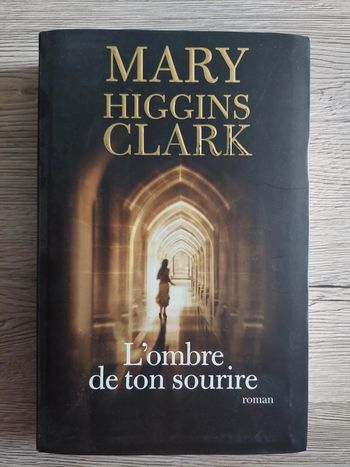 Roman l'ombre de ton sourire