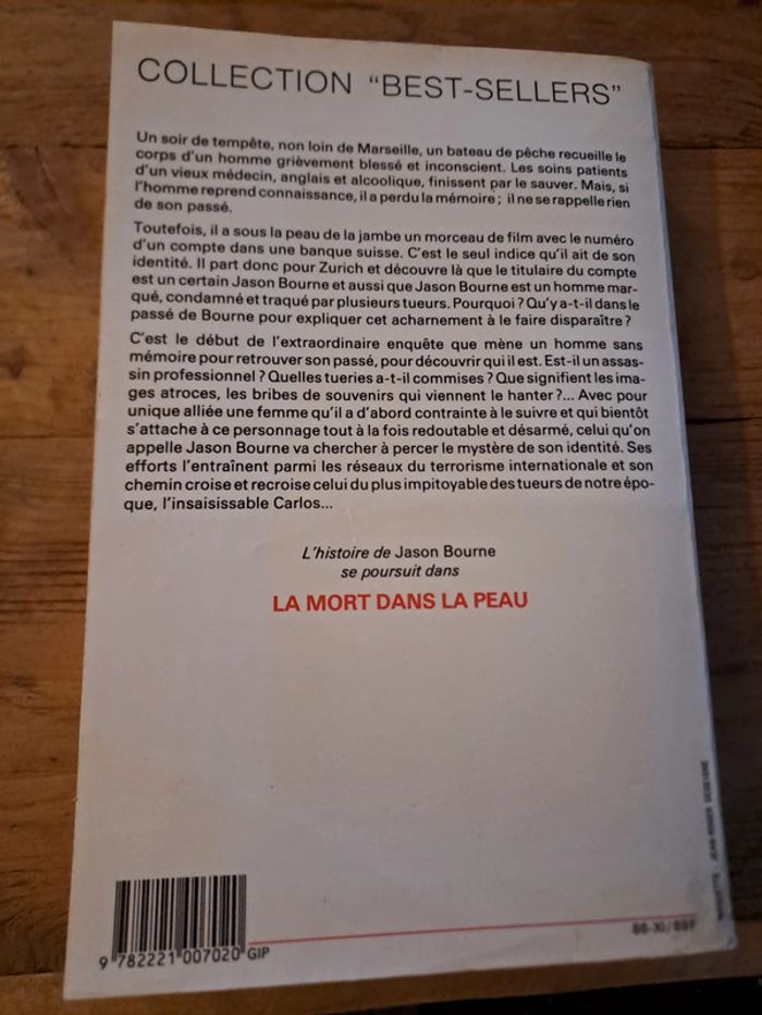 Livre La Mémoire dans la Peau, Robert Ludlum - photo numéro 2