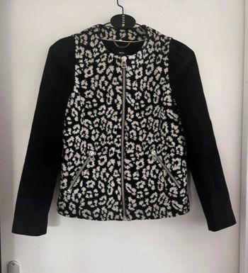 Veste imprimée noire et blanche MANGO – Taille M