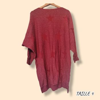 Pull étoile 🌟  taille 4