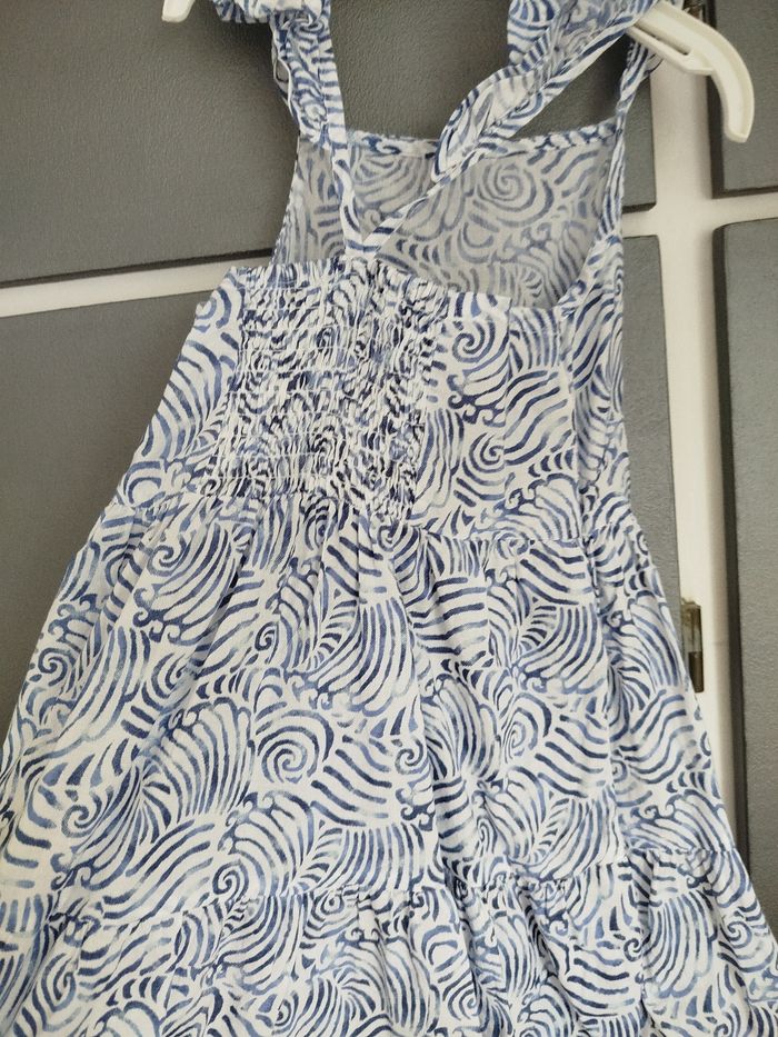 Robe 5-6 ans Primark - photo numéro 3
