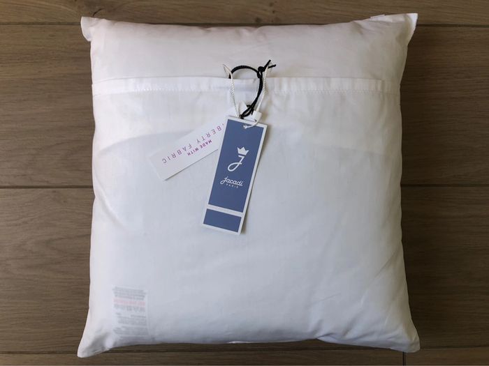 Coussin déhoussable 30x30 cm en Liberty Betsy dragée Jacadi TU - photo numéro 4