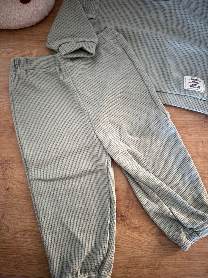 Ensemble vert Cosy Club - 9 mois - photo numéro 6