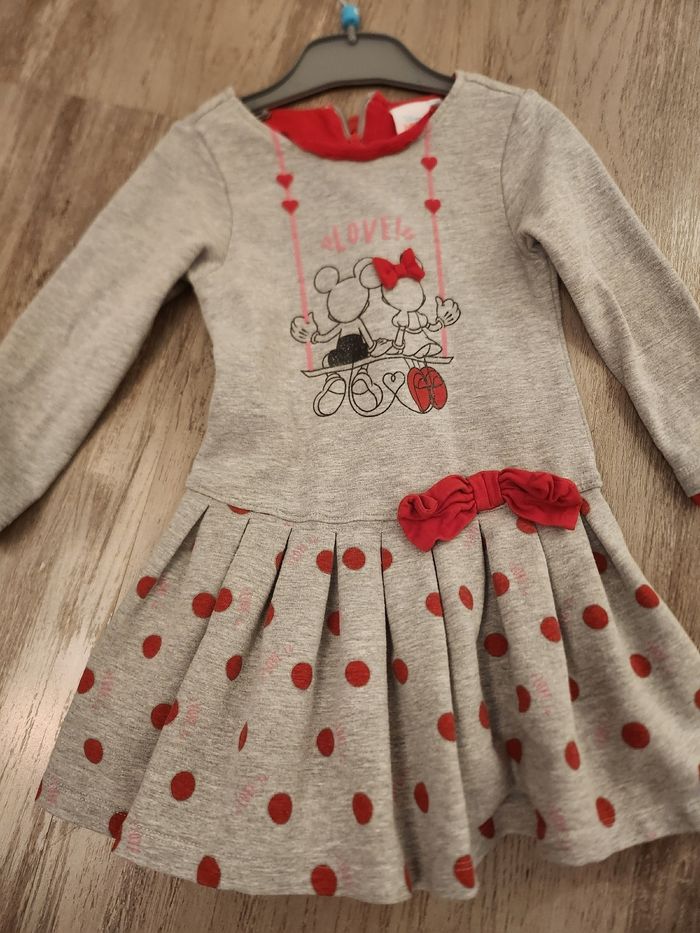 Robe Minnie 23 M