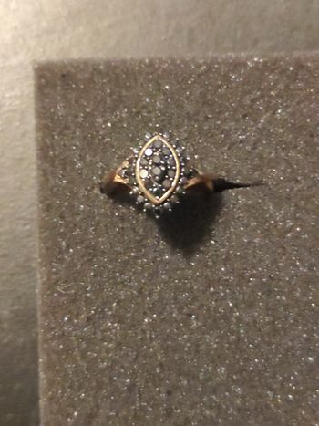 Bague diamants noirs