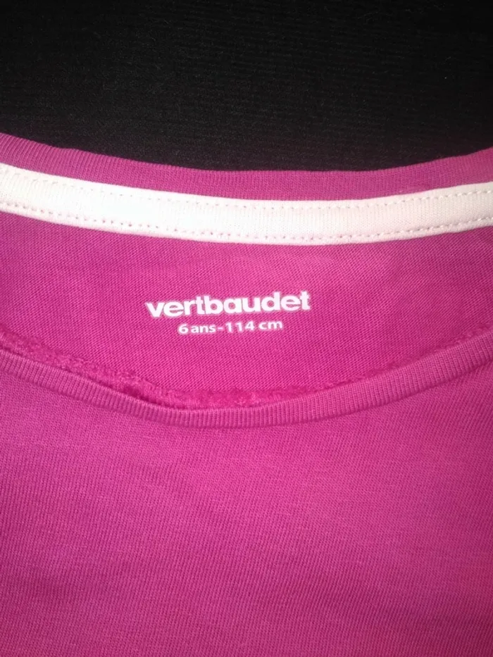 Tee shirt Fille Manches courtes 6 ans - photo numéro 2