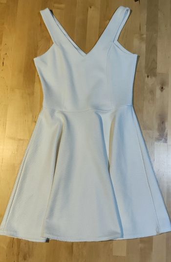 Robe patineuse blanche