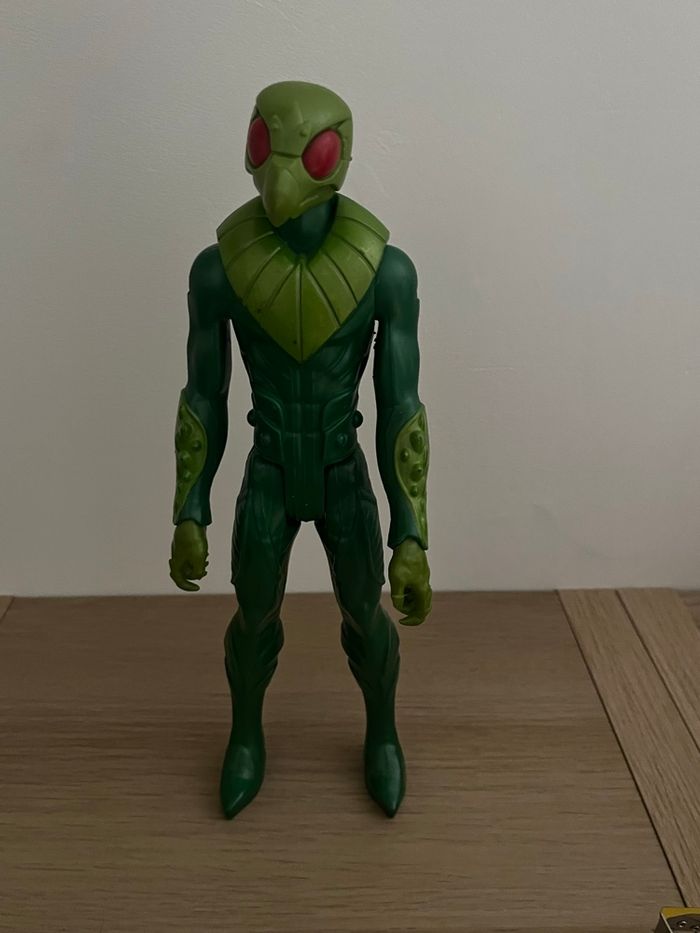 Figurine vulture Marvel titan HERO - photo numéro 4