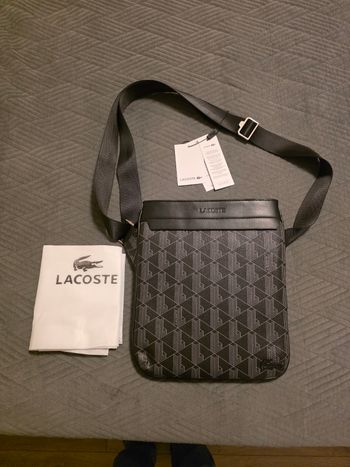 Sac à bandoulière Lacoste 