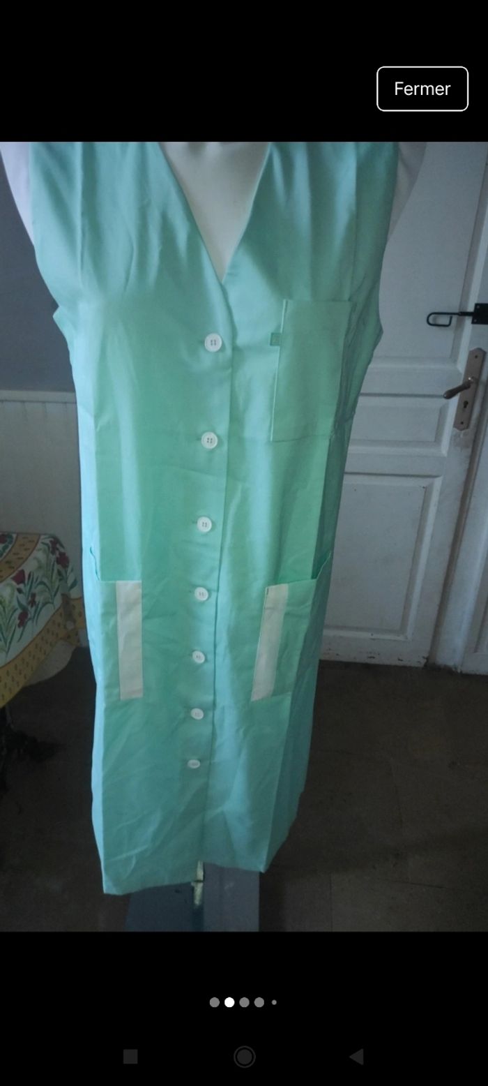 Très belle robe tablier f74 - photo numéro 5