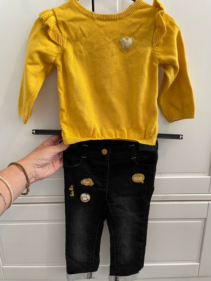 Ensemble pull et jean 12 mois