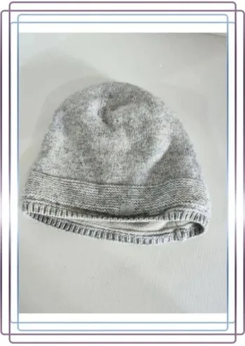 Bonnet gris Okaidi, bon état taille 8/12 ans
