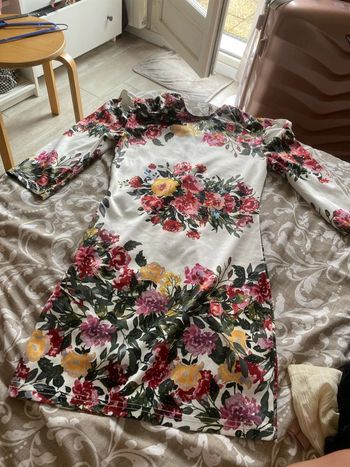 Robe taille xs club london