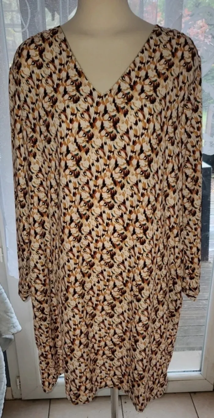 Robe longue à motifs - Élégance et féminité - photo numéro 6