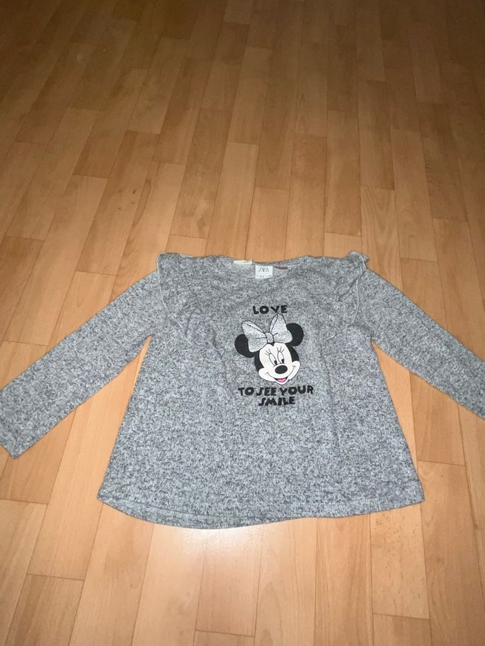 pull manches longues gris minnie zara 4/5ans - photo numéro 2