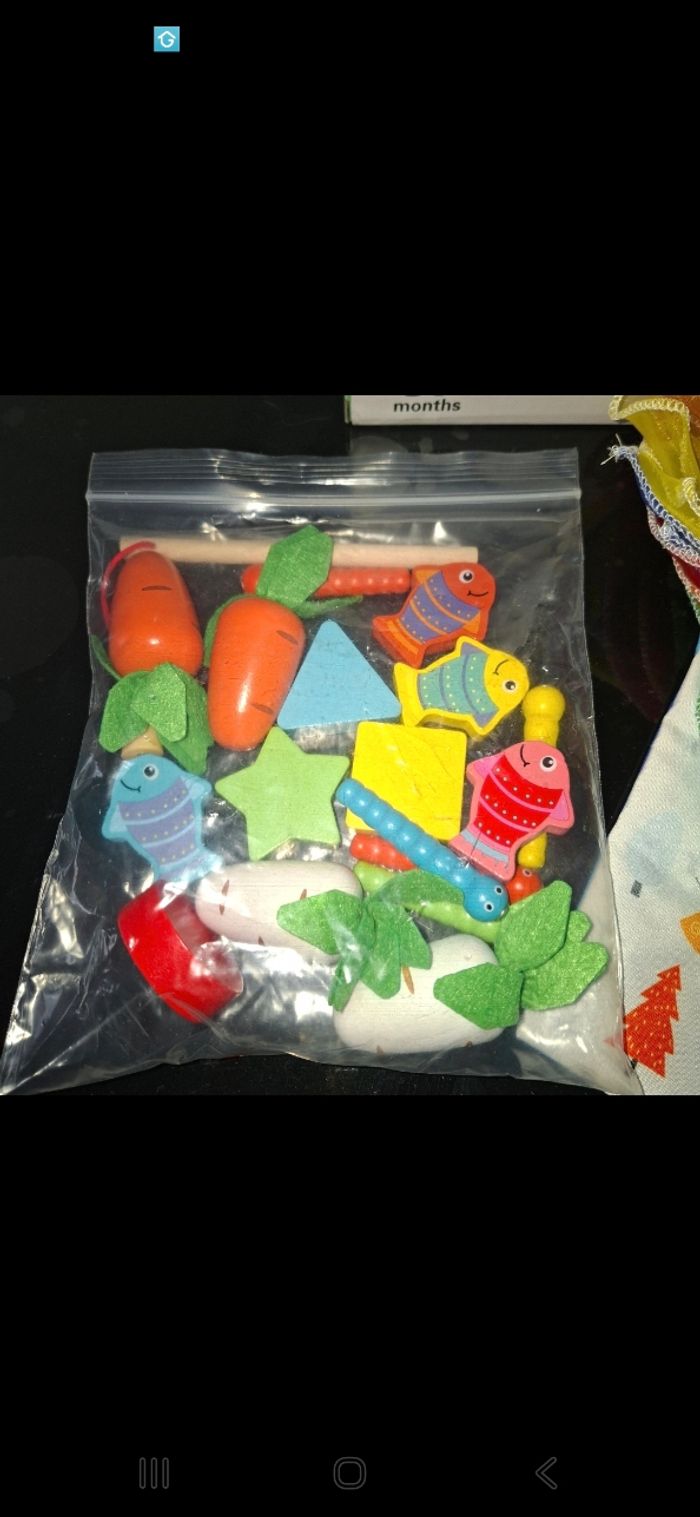 Jeu éducatif 6 en 1 en bois boîte a mouchoir Montessori  bébé - photo numéro 2