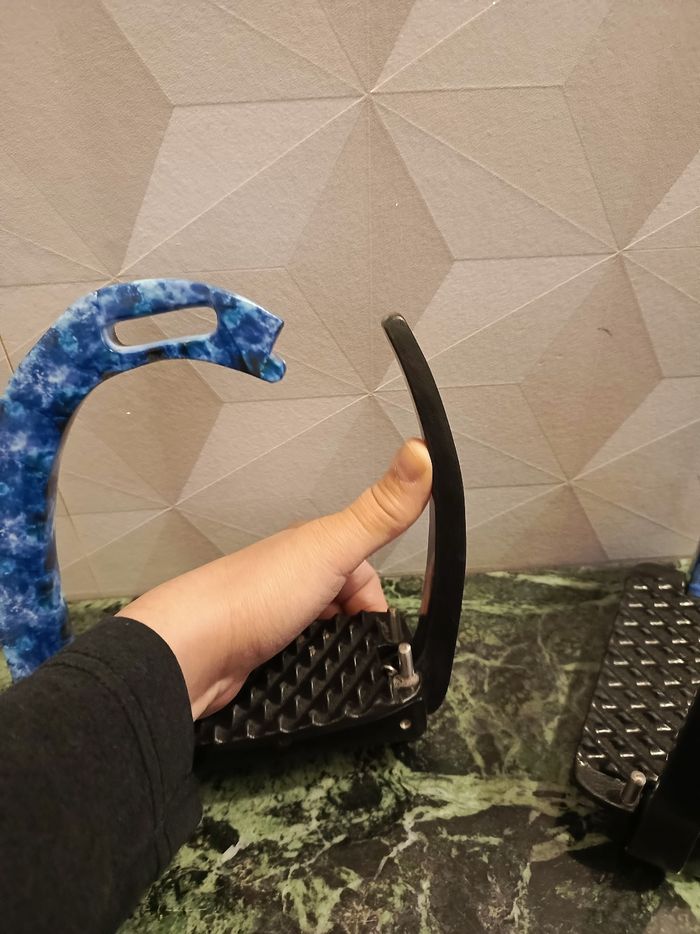 Êtriers de sécurité - photo numéro 7