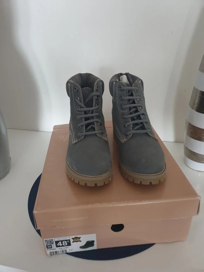 Bottines grises dessus cuir Taille 36 - photo numéro 3