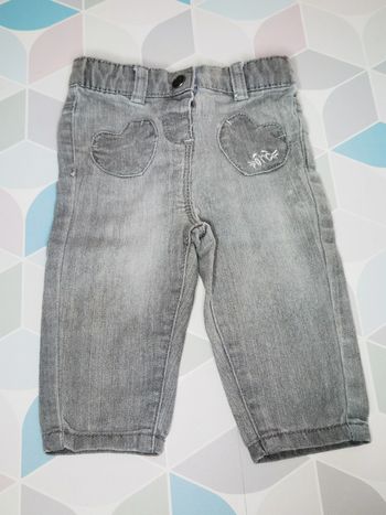 D3832 - jeans fille 6 mois