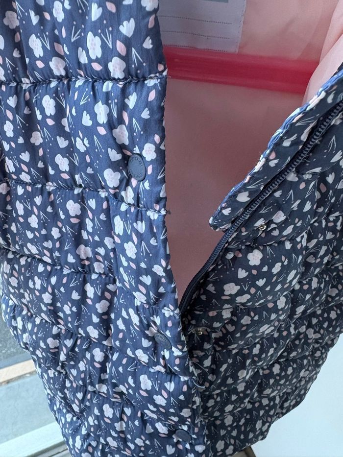 Doudoune légère en 24mois - photo numéro 2