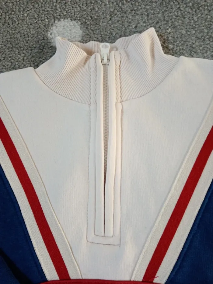 Tao. Sweat col zippé - photo numéro 3