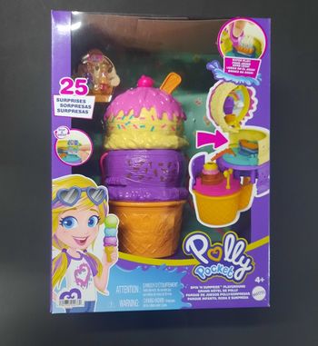 Polly pocket