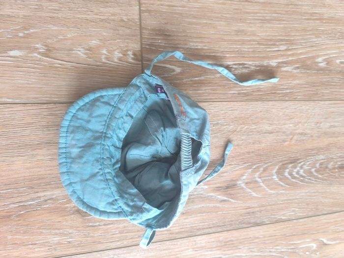 Salopette+ casquette 6 mois - photo numéro 9